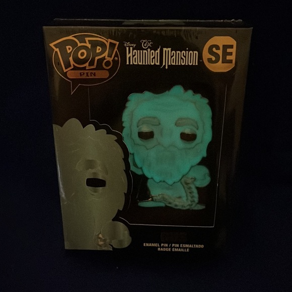Disney Haunted Mansion Gus Funko Pop! Enamel Pin NEW IN BOX - Glow In The Dark - Picture 10 of 10